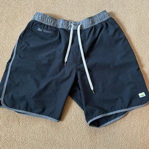 Vuori Banks Shorts Black/Gray, Large